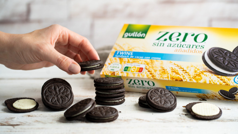 Двойное шоколадное печенье TWINS с кремовой начинкой без сахара