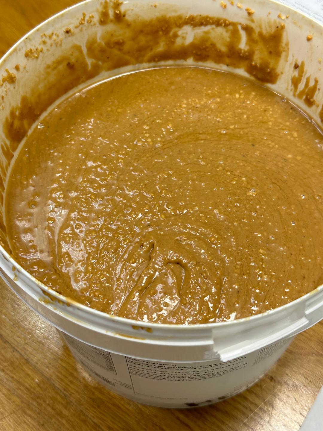 Felchlin пралине песочная текстура фундук Пьемонт 60% 