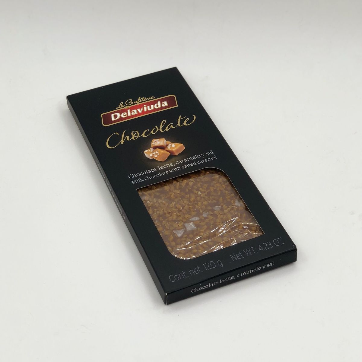 Молочный шоколад Delaviuda с соленой карамелью 120 г