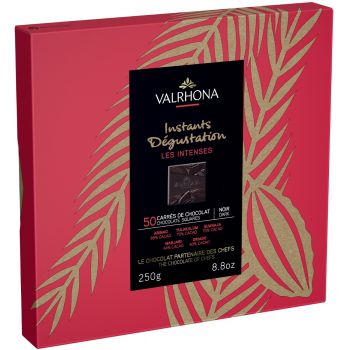 Valrhona Мини-плитки карре ассорти из 5 видов горького шоколада гран крю (50 шт.) в картонной коробке 250 гр.
