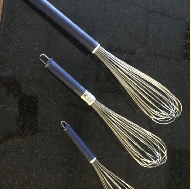 Венчик с синей ручкой 25 см, ThermoHauser