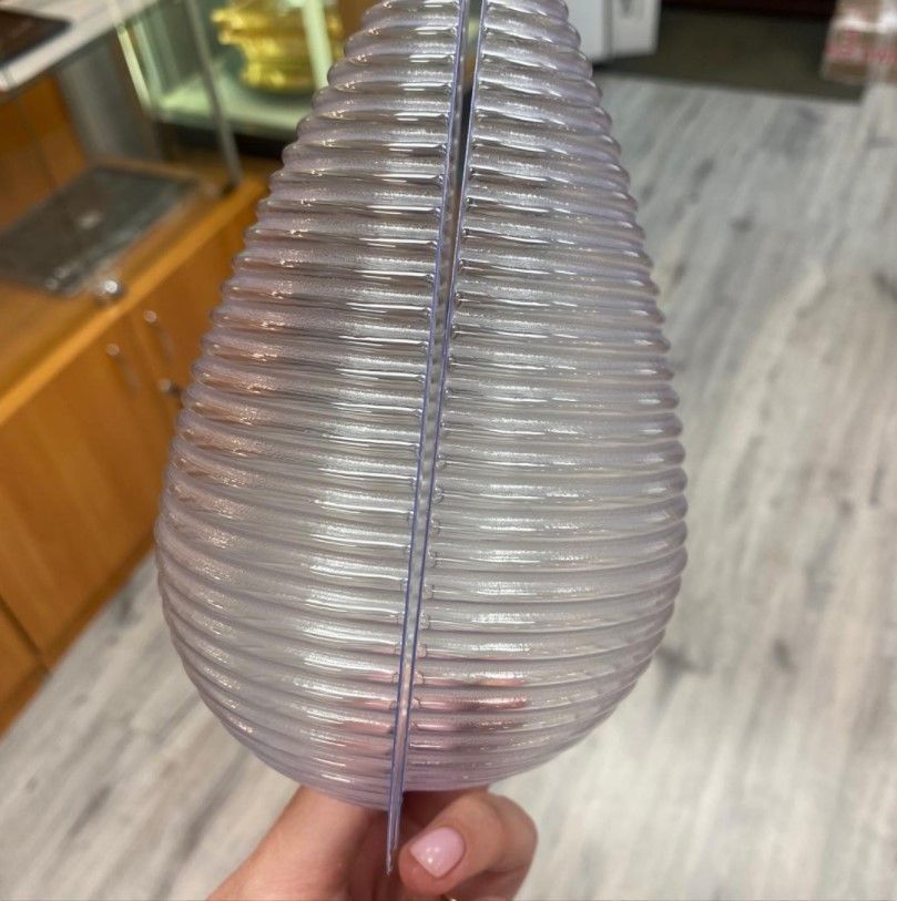 Яйцо слеза в полоску большое