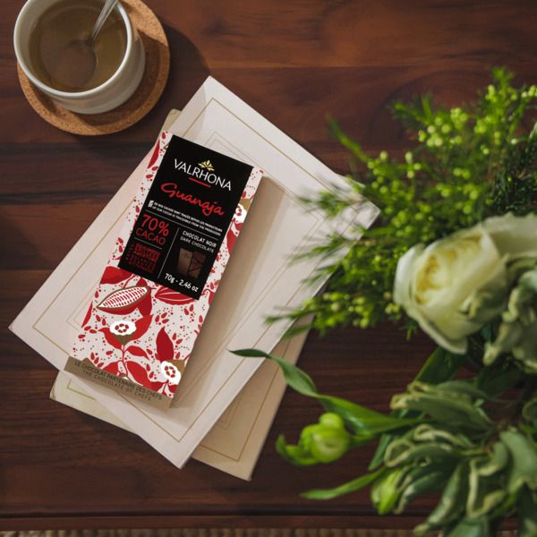 Шоколад горький Valrhona гран крю "Гуанара" (70%) 70г